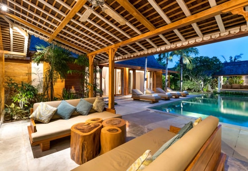 4BR: Modern Concept Villa Near @Seminyak 37 Bali Real Estate