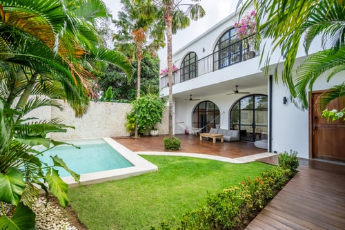 4BR Brand New Designer Villa - Near Berawa Beach