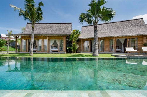 8BR: Huge Private Villa Near Seminyak 42 Bali Real Estate