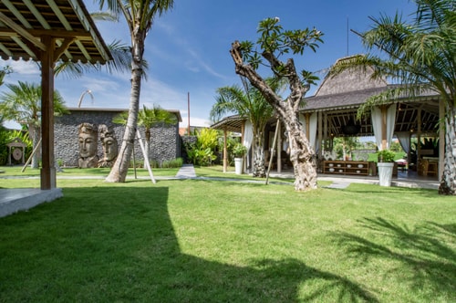 8BR: Huge Private Villa Near Seminyak 23 Bali Real Estate