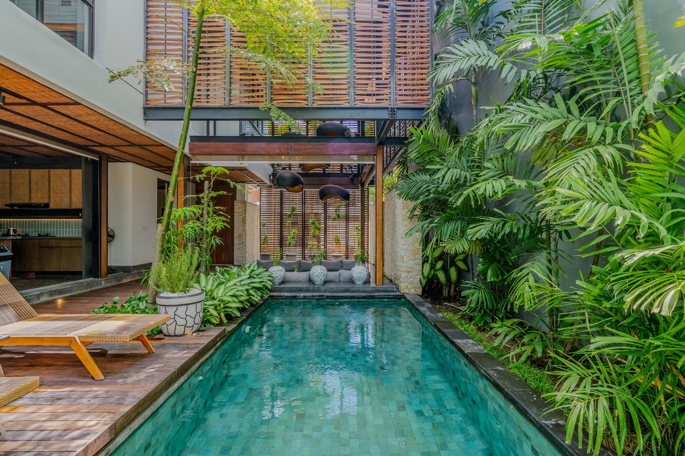 Luxury 5BR Tropical Modern Villa in Batu Bolong