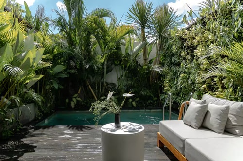 NEW Canggu 2BR Villa – Pool, Near Batu Belig Beach