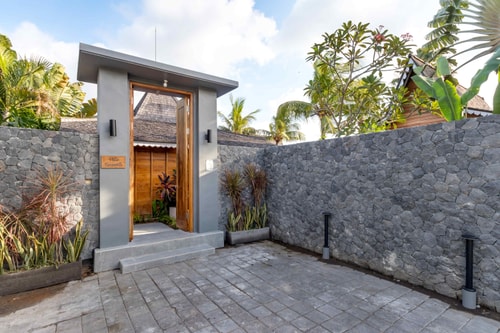 4BR: Wide Space Villa Near @Seminyak 41 Bali Real Estate