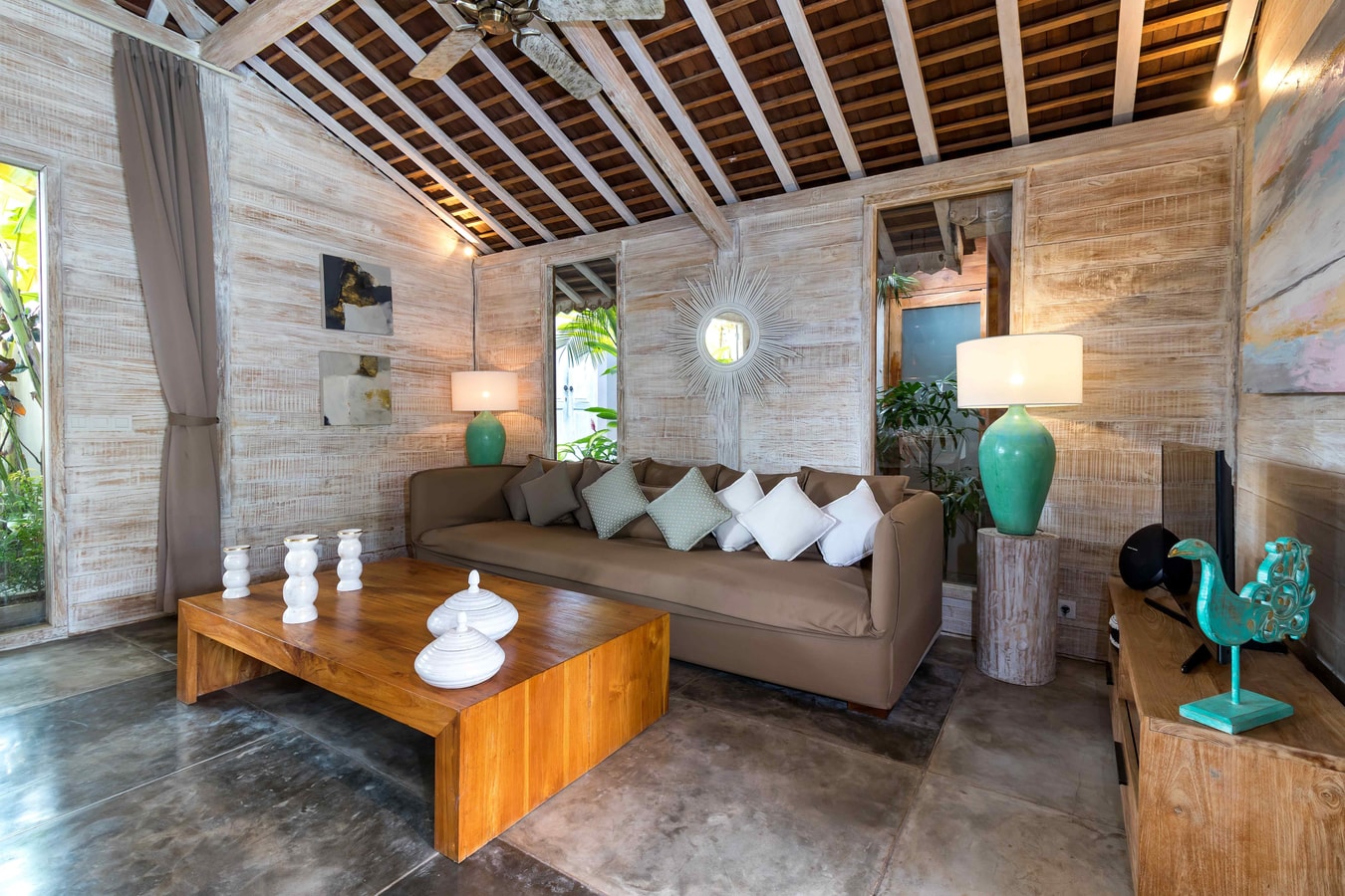 4BR: Modern Concept Villa Near @Seminyak