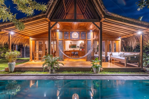 Canggu Refined Rustic 3BR Villa – Private Pool