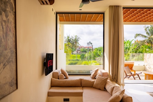 Elegant 1BR Canggu Retreat | Pool & Sunset Deck