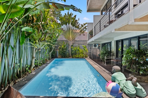 Seminyak Industrial 1BR Loft - Balcony & Pool