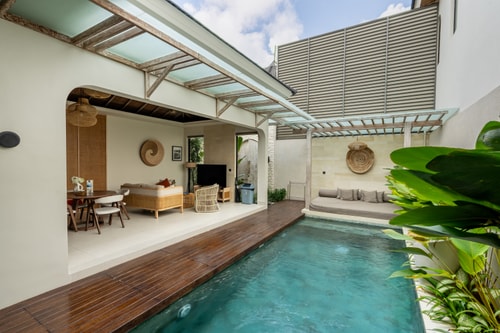 Canggu 1BR Luxe Villa - Bathtub & Pool, Near Beach