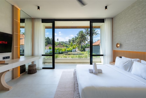 Serenity - New 2BR Paddy View Villa and Pool, Ubud