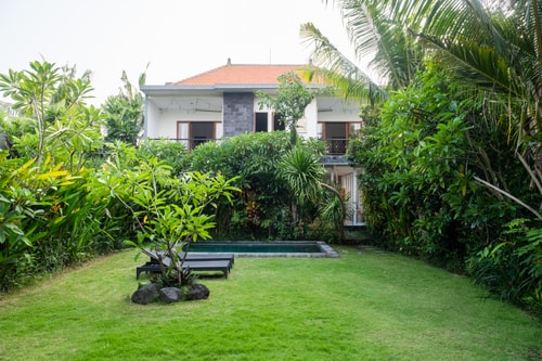 3BR Beachside Pererenan Canggu Villa w Huge Garden 5 Hombali.com