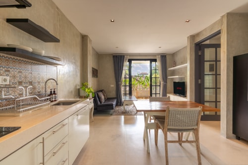 Duur - 1 Bedroom Balcony Suites in Seminyak