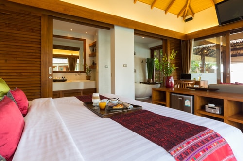 Baan Mika, 6 BR, full service with Chef, Plai Laem 32 Inspiring Living Solutions