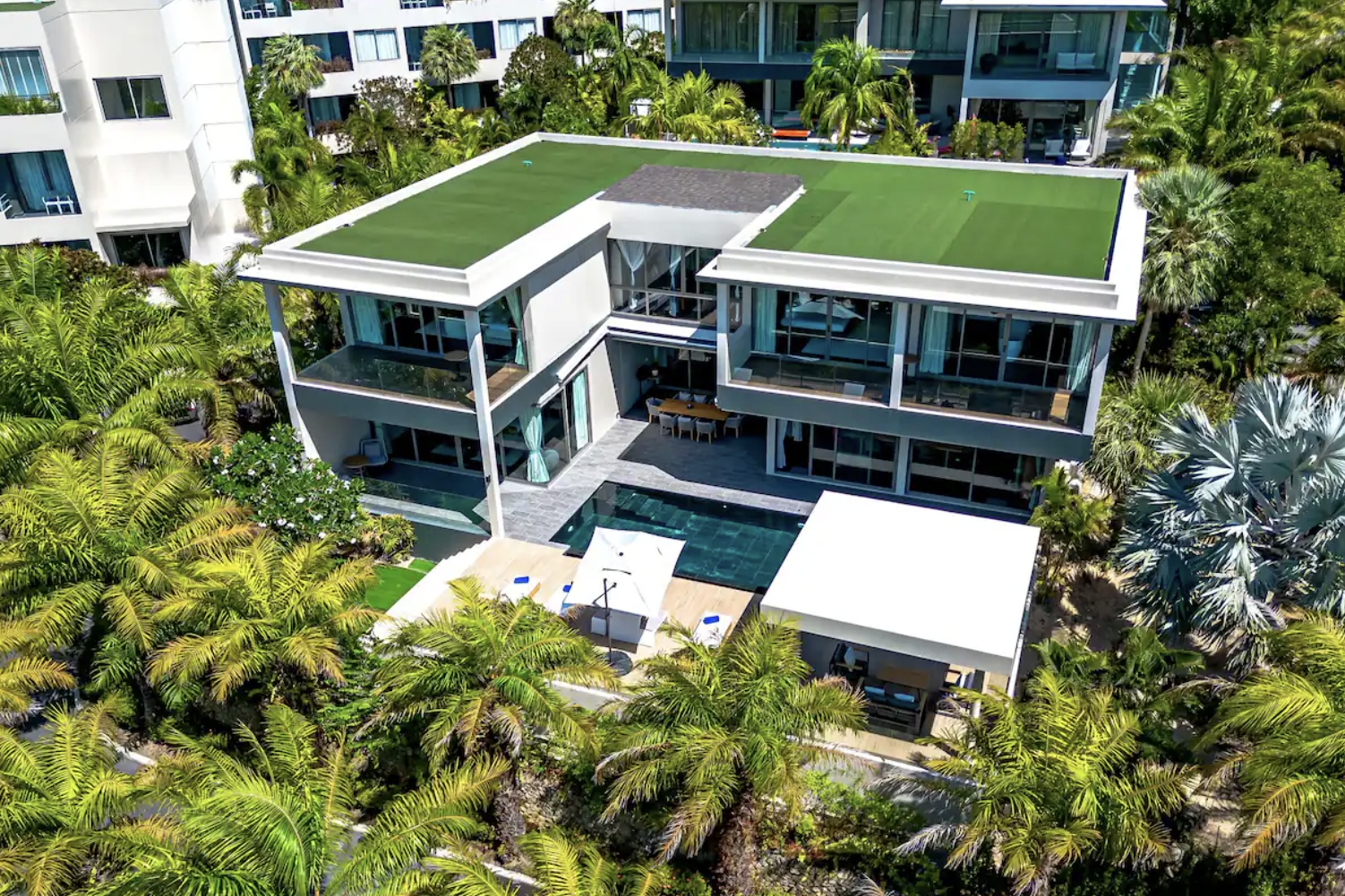 Lion, 5BR/5BTH, serviced and day time Chef, sea views, Layan Inspiring Living Solutions