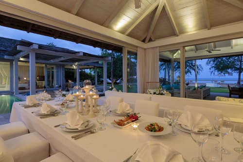 Mia Beach, 6BR full service with Chef, beachfront 16 Inspiring Living Solutions