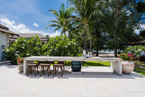 Mia Ocean, 4 BR 32m pool, full service with Chef, Chaweng beachfront 9 Inspiring Living Solutions