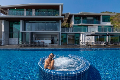 Villa Thousand Cliff, 7 BR full service with Chef, Nai Harn waterfront 9 Inspiring Living Solutions