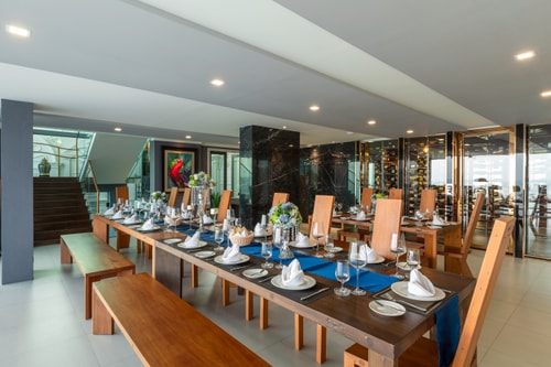 Villa Thousand Cliff, 7 BR full service with Chef, Nai Harn waterfront 43 Inspiring Living Solutions