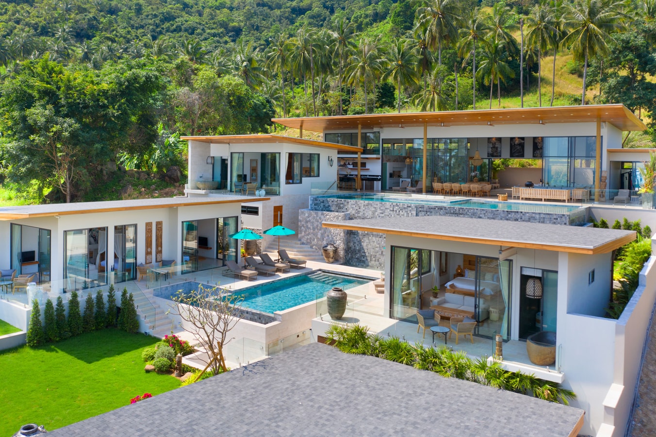 Villa Asi, stunning sea views, full service with Chef, Chaweng Inspiring Living Solutions