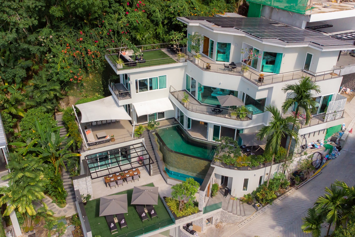 Villa Namaste 7 BR sea views, full service Inspiring Living Solutions