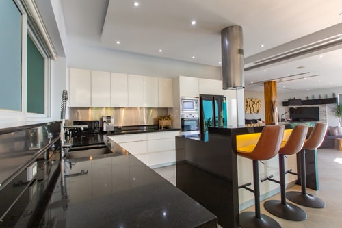 Villa Namaste 7 BR sea views, full service 30 Inspiring Living Solutions