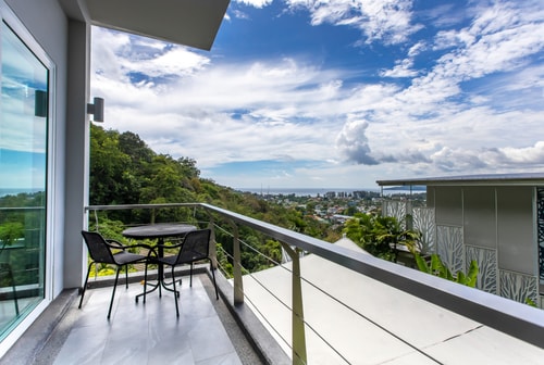 Villa Namaste 7 BR sea views, full service 45 Inspiring Living Solutions