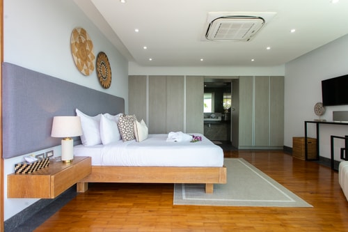 Villa Namaste 7 BR sea views, full service 50 Inspiring Living Solutions