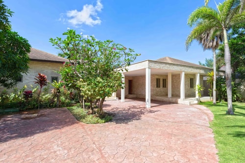 Villa Sand, 5BR, full service with chef, Natai beachfront 15 Inspiring Living Solutions