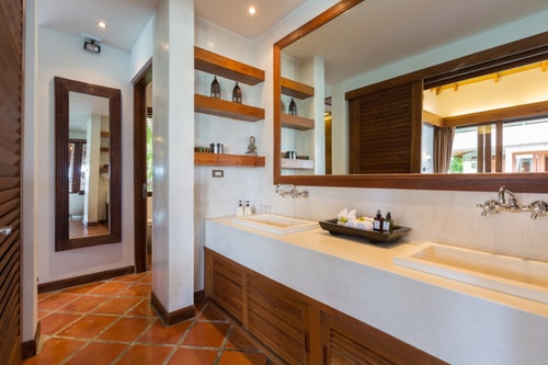 Baan Mika, 6 BR, full service with Chef, Plai Laem 33 Inspiring Living Solutions