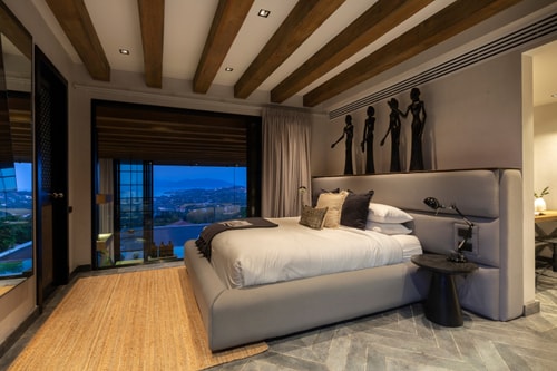 Villa Sierra, 4BR stunning sea views, full service 32 Inspiring Living Solutions