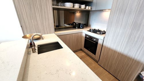 Resort-style Exec 1 Bed w. study in Port Melbourne 10 Holiday Rentals Australia
