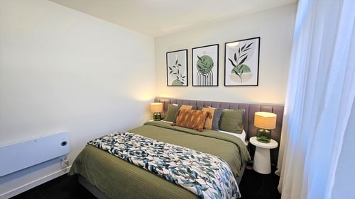 LUXE Waterloo 1 bed with parking, gym & pool 9 Holiday Rentals Australia