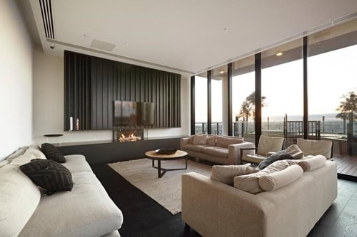 Park, beach & lake views from 1 bed Exec Penthouse 25 Holiday Rentals Australia