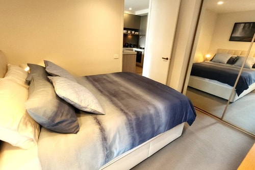 Resort-style Exec 1 Bed w. study in Port Melbourne 15 Holiday Rentals Australia