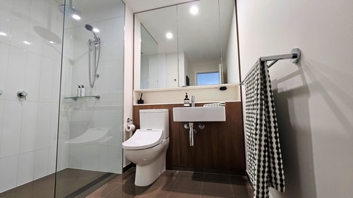 LUXE Waterloo 1 bed with parking, gym & pool 11 Holiday Rentals Australia
