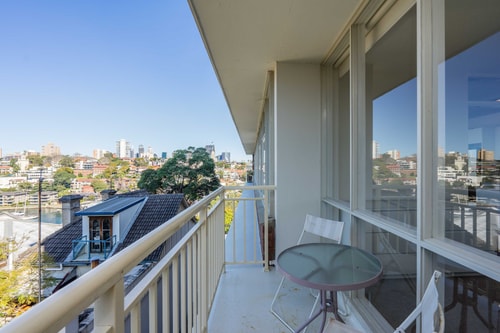 Harbour Views from North Sydney High Street 15 Holiday Rentals Australia