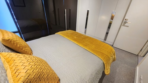 South Yarra Style - Smart 1bed with parking 17 Holiday Rentals Australia