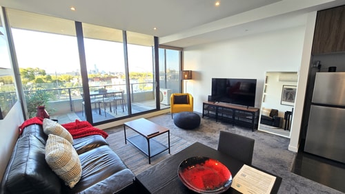 St Kilda vibes, City views, airy 1 bed sleeps 2-4 0 Holiday Rentals Australia