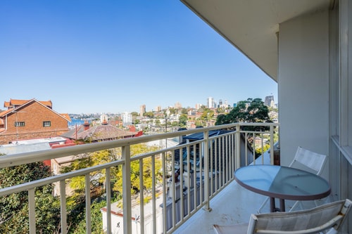Harbour Views from North Sydney High Street 4 Holiday Rentals Australia