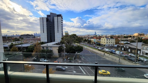 St Kilda vibes, City views, airy 1 bed sleeps 2-4 11 Holiday Rentals Australia