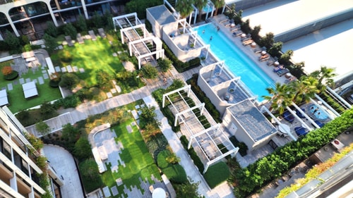 Resort-style Exec 1 Bed w. study in Port Melbourne 20 Holiday Rentals Australia