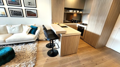 Resort-style Exec 1 Bed w. study in Port Melbourne 9 Holiday Rentals Australia