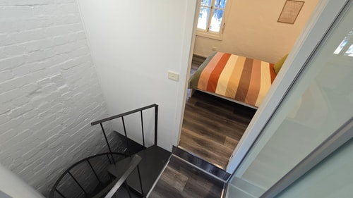 Sleek Darlinghurst 2 bed house in *ideal* location 16 Holiday Rentals Australia