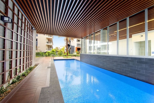 LUXE Waterloo 1 bed with parking, gym & pool 4 Holiday Rentals Australia