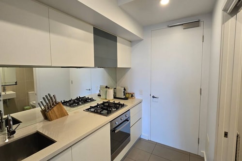 Gorgeous 1 bed Exec South Yarra with workspace 10 Holiday Rentals Australia