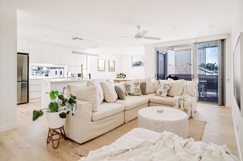 SILK | Modern Condo by the Sea | Coolum Beach