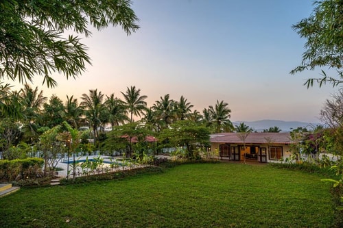 Caasa Tranquilla with Pool near Kasarsai Dam