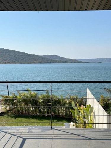 Lakefront Loft 2 Private Pool by Tranquil Stays 7 thetranquilstays.com