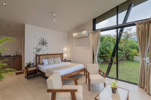 Canopy Cabin with Private Lawn by Tranquil Stays 3 thetranquilstays.com