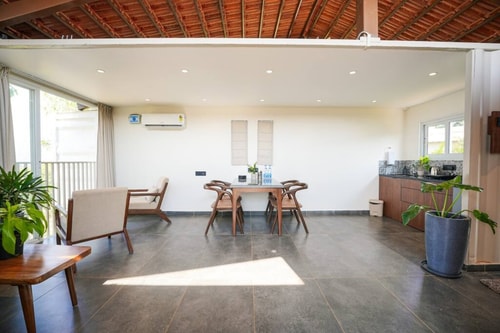 Lakefront Container with Pool by Tranquil Stays 9 thetranquilstays.com