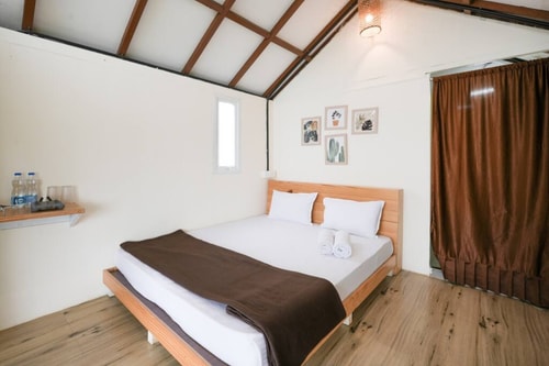 Lakefront Non AC Cabin 1 by Tranquil Stays 25 thetranquilstays.com